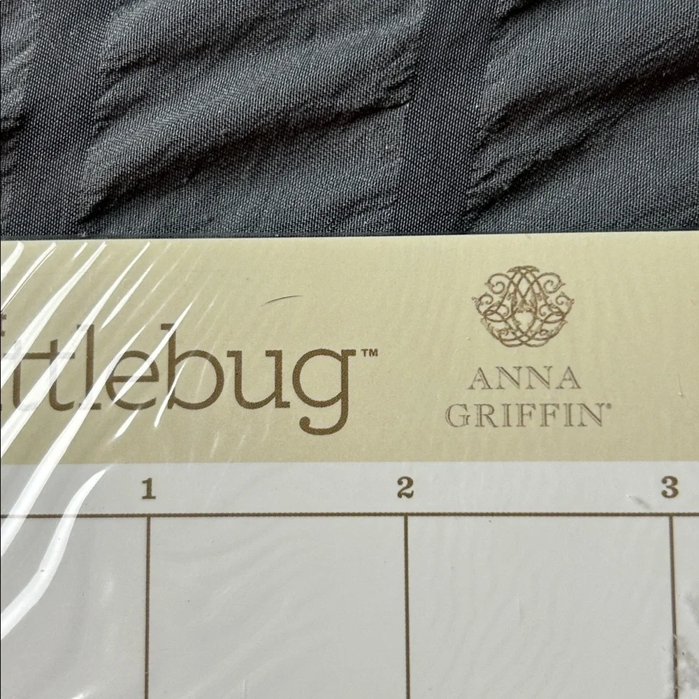Bundle of Cricut Cuttlebug Anna Griffin Magnetic Cutting Mat & Window Frame Dies